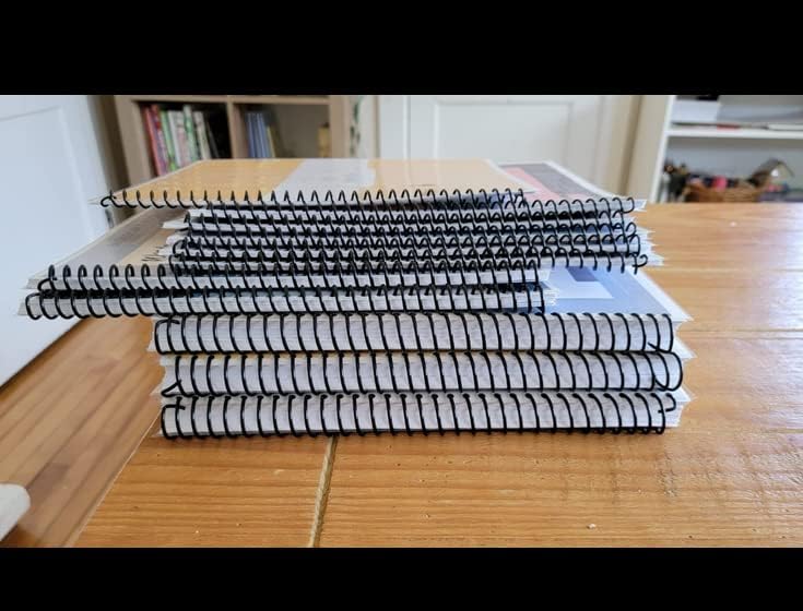 Plutreas 100 Pack Plastic Spiral Binding Coils, 4:1 Pitch, Spiral Binding Spines for Office Documents, Engineer Papers, Business Projects (8mm (40 Sheet Capacity))