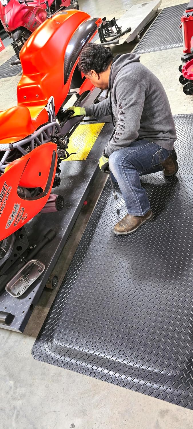 Rhino Mats, American Classic Diamond Anti-Fatigue Mats, Industrial Ergonomic Comfort Standing Mat for Work, Home, Garage, Office, Kitchen or Anywhere (Black 9/16" Thick, 2 FT. x 6 FT.)